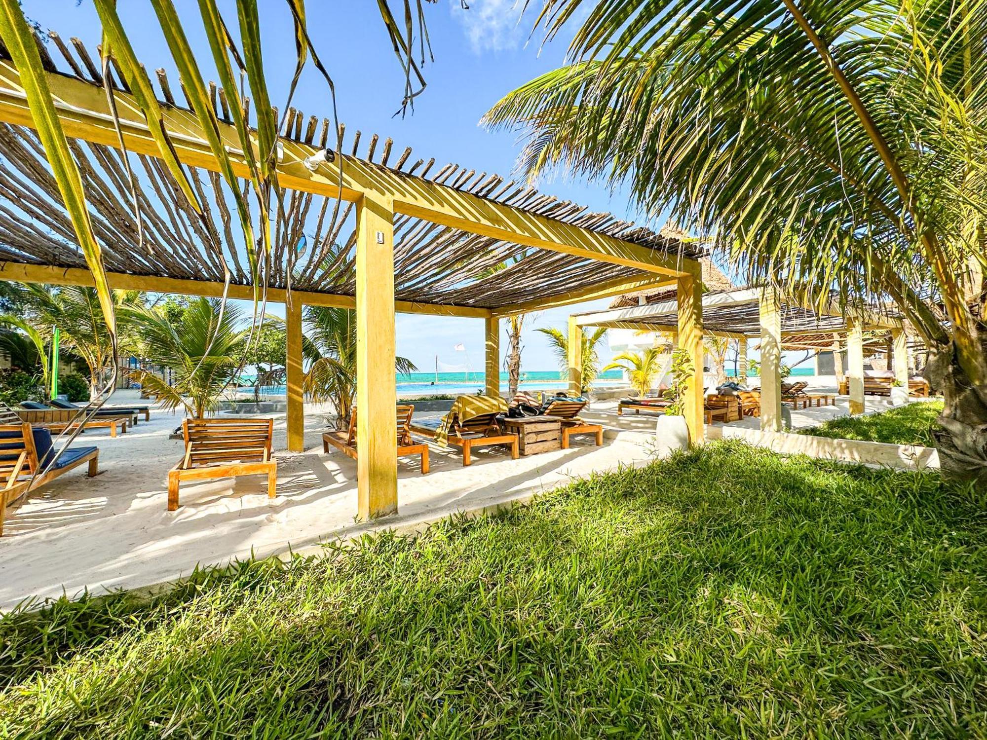 Jambo Beach Hotel Paje Esterno foto