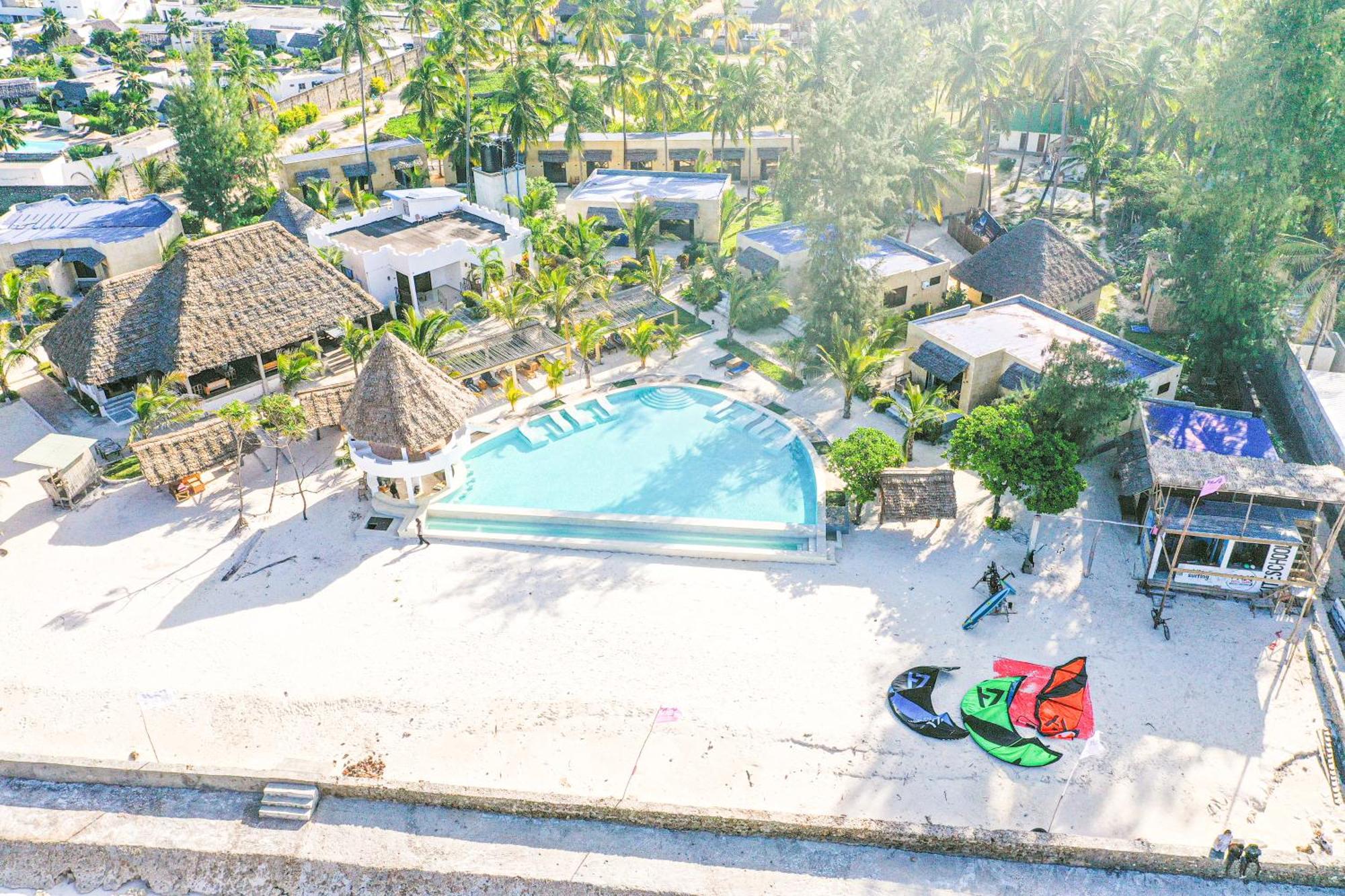 Jambo Beach Hotel Paje Esterno foto